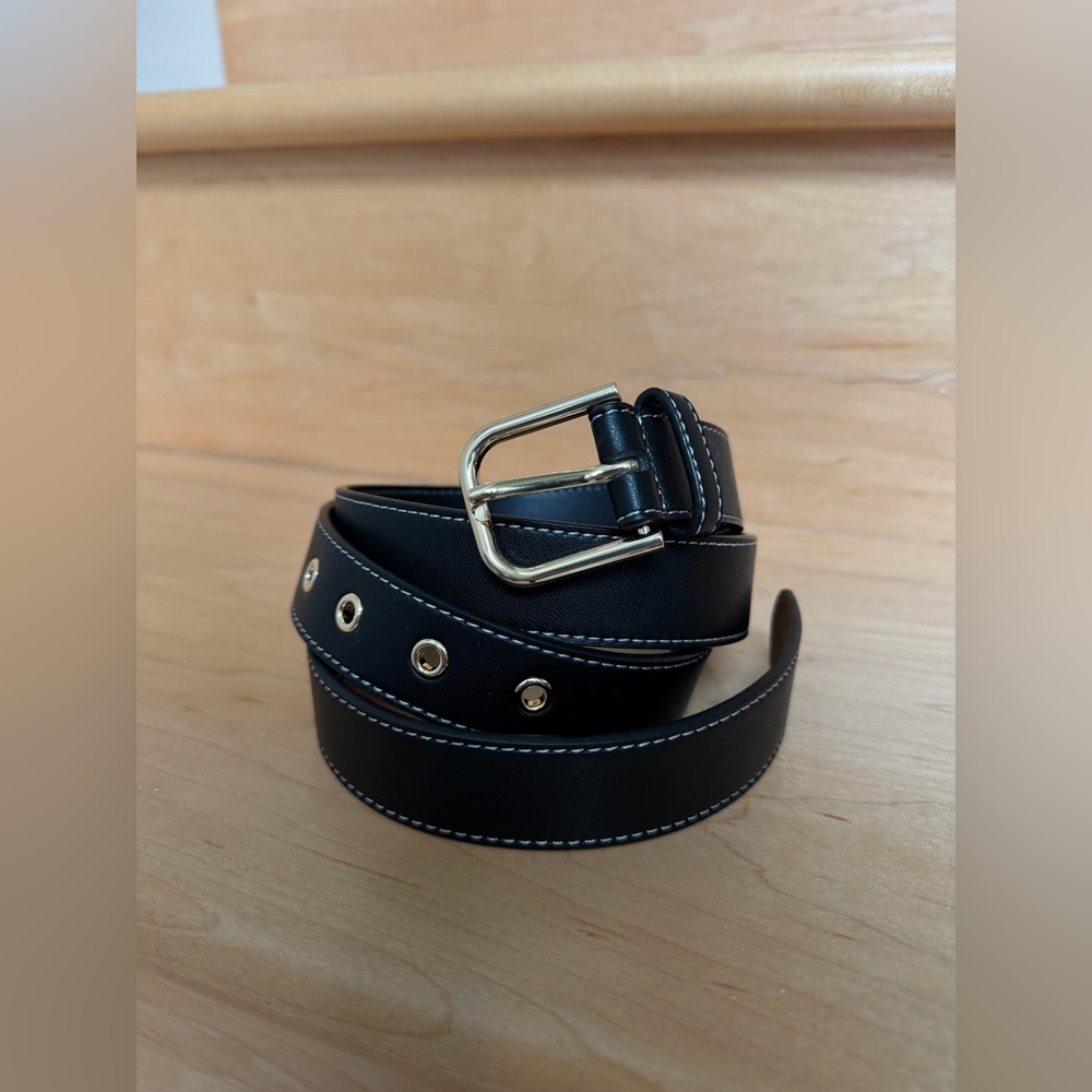 Max Mara Studio Black Vegan Leather Black Belt Gold Hardware Contrast Stitch